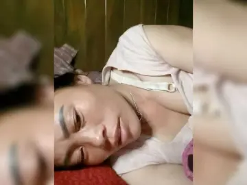 Maris94  live sex cam
