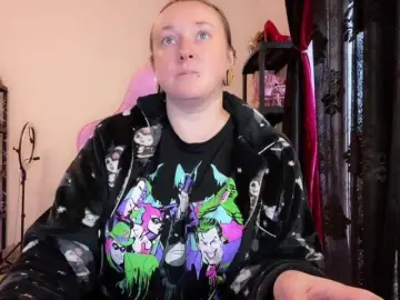 NylonQueen  live sex cam