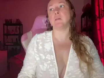 NylonQueen  live sex cam
