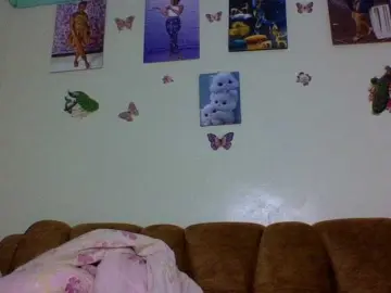 Prettiea  live sex cam