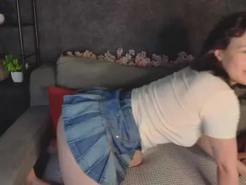 Ricki-Bloom  live sex cam
