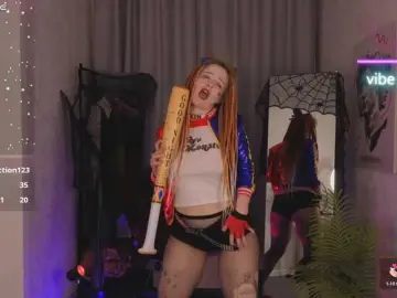 Ricki-Bloom  live sex cam