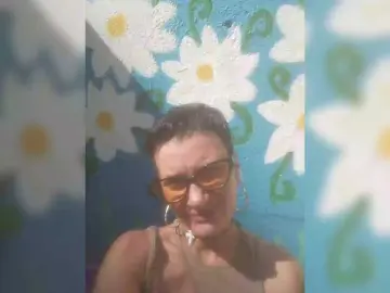 Taynya  live sex cam