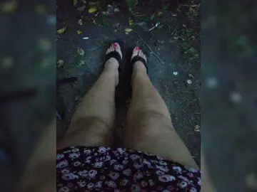 Brunetochka77  live sex cam
