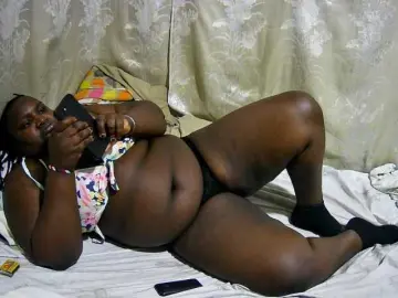 Chubby-cherry  live sex cam