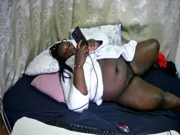 Chubby-cherry  live sex cam