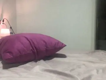 Paula19801  live sex cam