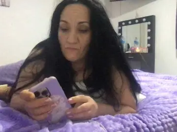 Paula19801  live sex cam