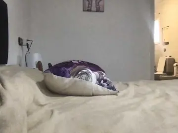 Paula19801  live sex cam