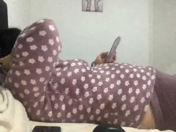 Paula19801  live sex cam