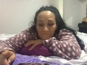 Paula19801  live sex cam