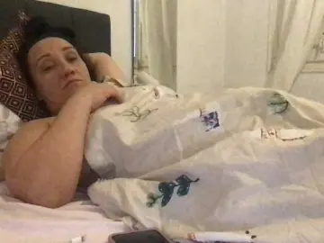 Paula19801  live sex cam