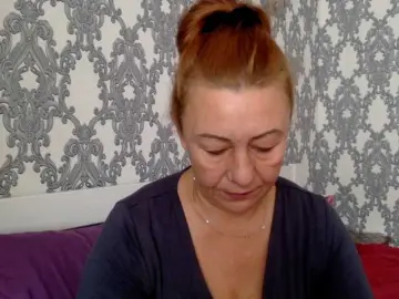 ALINIKA  live sex cam