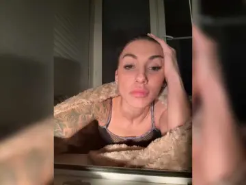 Blackfuriya999  live sex cam