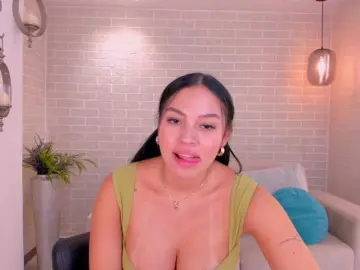 MollyJones  live sex cam