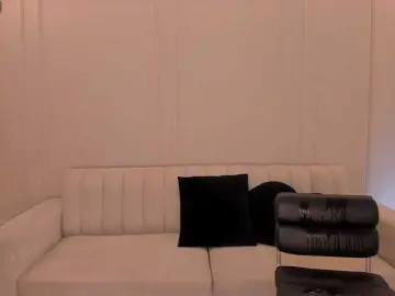 MollyJones  live sex cam