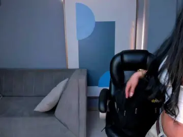 MollyJones  live sex cam