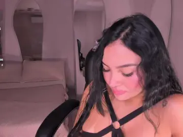 MollyJones  live sex cam