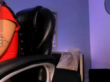 MollyJones  live sex cam