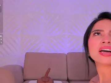 MollyJones  live sex cam