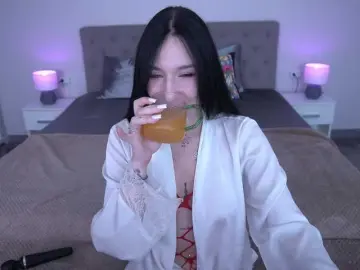 NikkiGold  live sex cam
