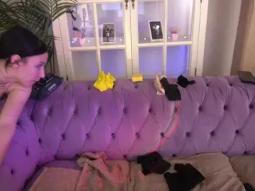 NikkiGold  live sex cam