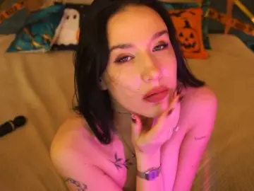 NikkiGold  live sex cam
