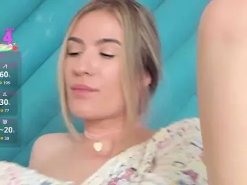 Lauryncooper  live sex cam