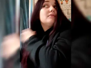 Malyschkaa  live sex cam
