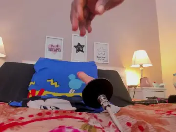 Megan-loviitz  live sex cam