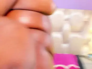 Megan-loviitz  live sex cam