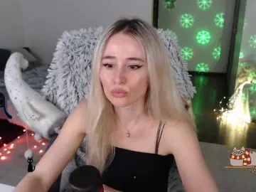 Xyliganka777  live sex cam