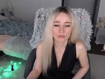 Xyliganka777  live sex cam