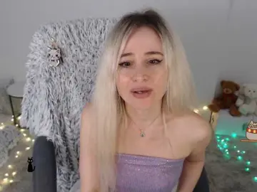 Xyliganka777  live sex cam