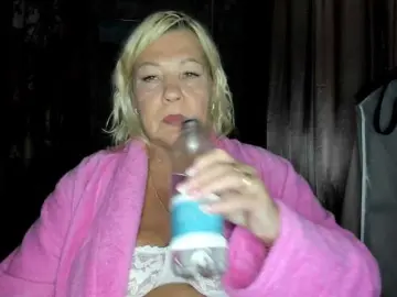 Elenochka  live sex cam