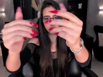 LarisaSmirnov  live sex cam