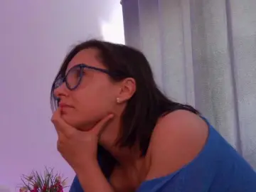 SophieeRain  live sex cam