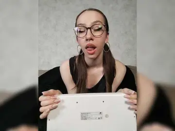 Evaangel  live sex cam