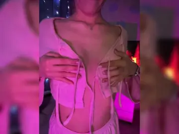 Ymnichka  live sex cam