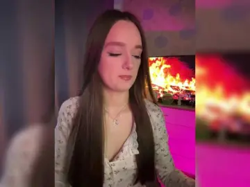Ymnichka  live sex cam