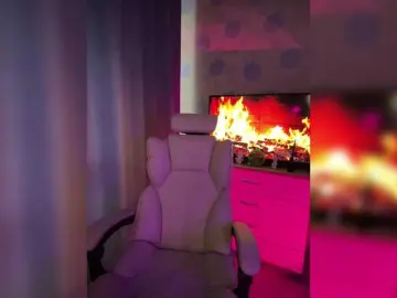 Ymnichka  live sex cam