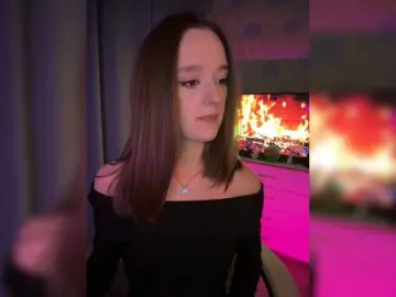 Ymnichka  live sex cam