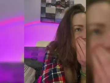 Alisasqrl  live sex cam