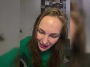 Alisasqrl  live sex cam