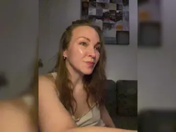 Alisasqrl  live sex cam