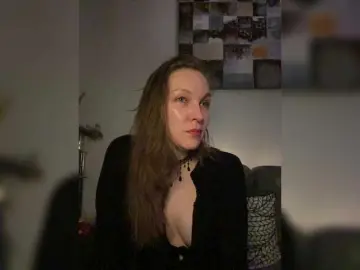 Alisasqrl  live sex cam