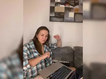 Alisasqrl  live sex cam
