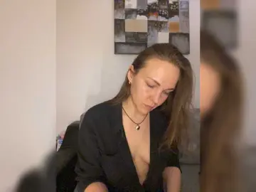 Alisasqrl  live sex cam