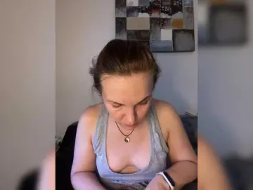 Alisasqrl  live sex cam