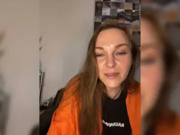 Alisasqrl  live sex cam